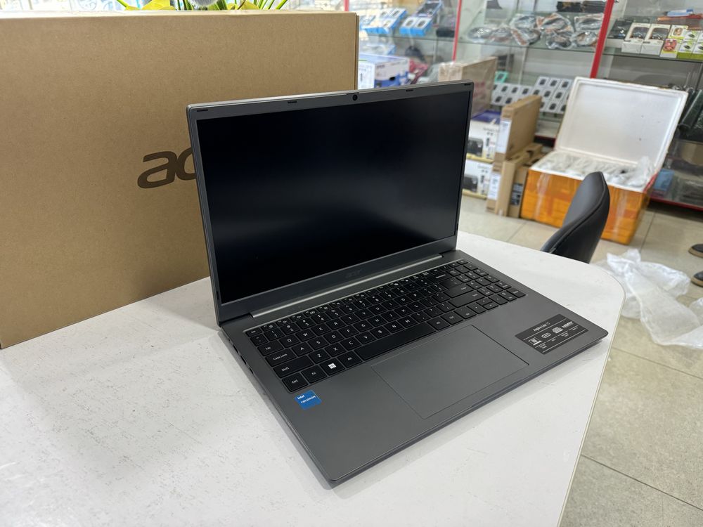 Yangi acer N4500 8/256 ssd lik yangi dizaynda mazza qilib ishlatadigan