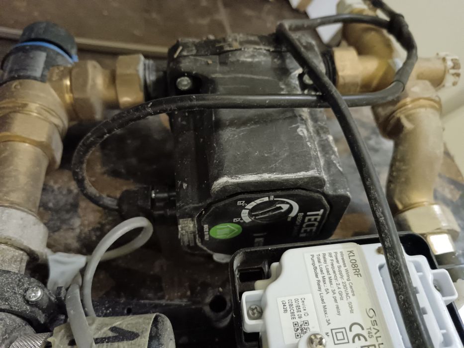 Sistem complet încălzire pardoseală 11 zone, pompă Wilo,automatizare A