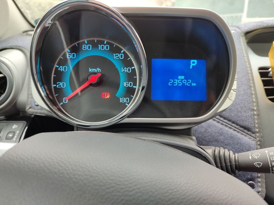 Продается машина Спарк 2022 года