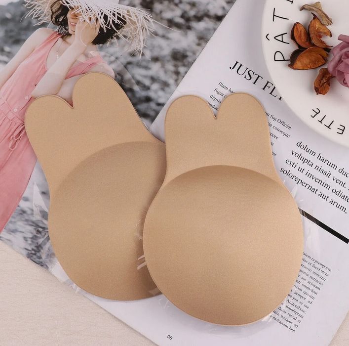 Sutien invizibil din silicon tip push up