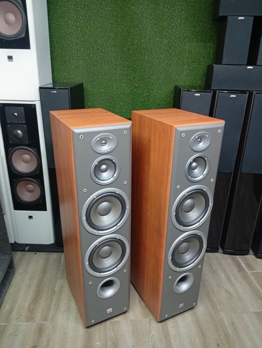 Тонколони JBL Northridge E-90