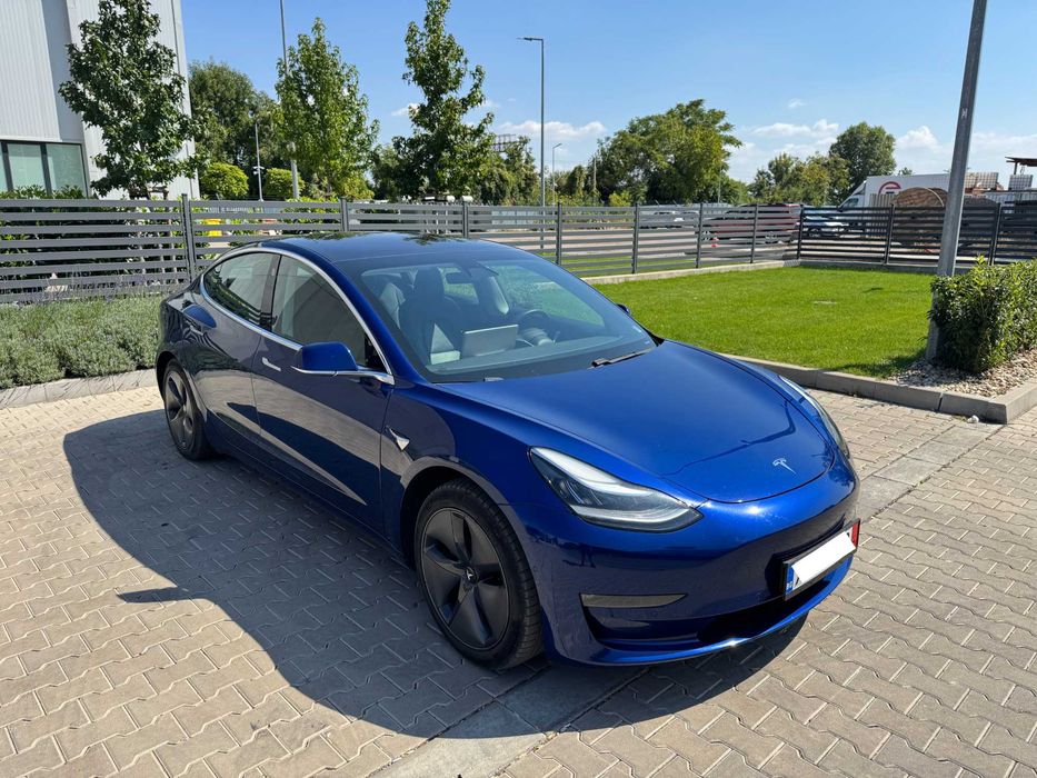 Продавам Tesla M3LR