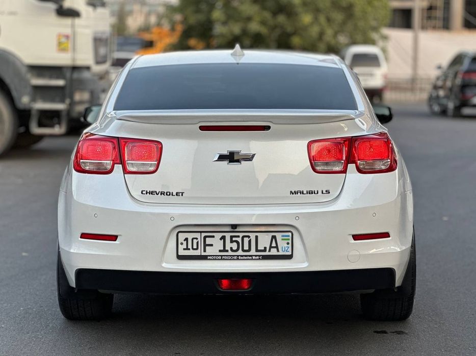 Продам chevrolet malibu 1 ls механика