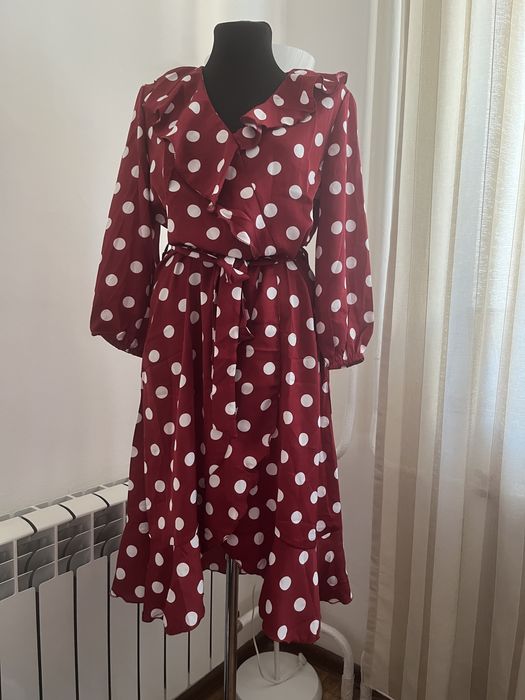 Платье новое 46рр