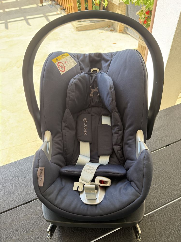 Столче за кола тип кошница за новородено Cybex с Isofix база