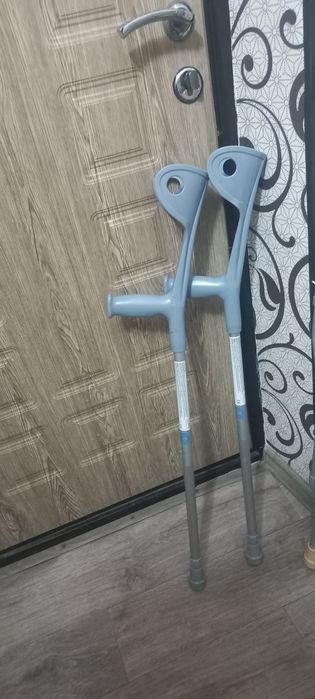 Логтевой костыль