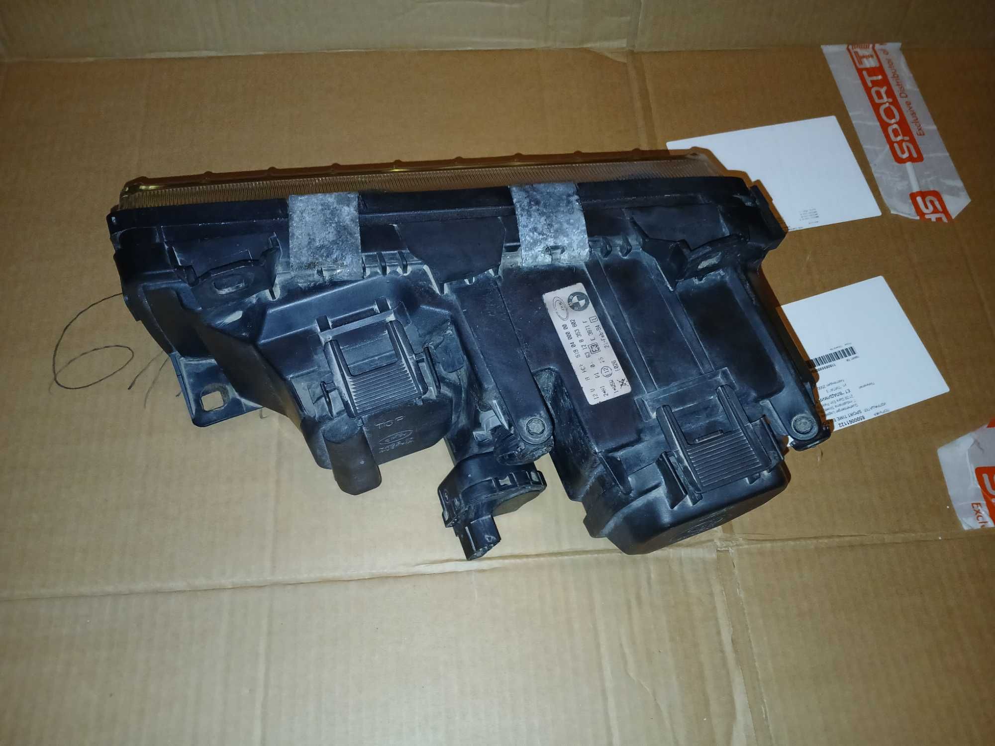 Фар за BMW e36 ZKW лупа десен