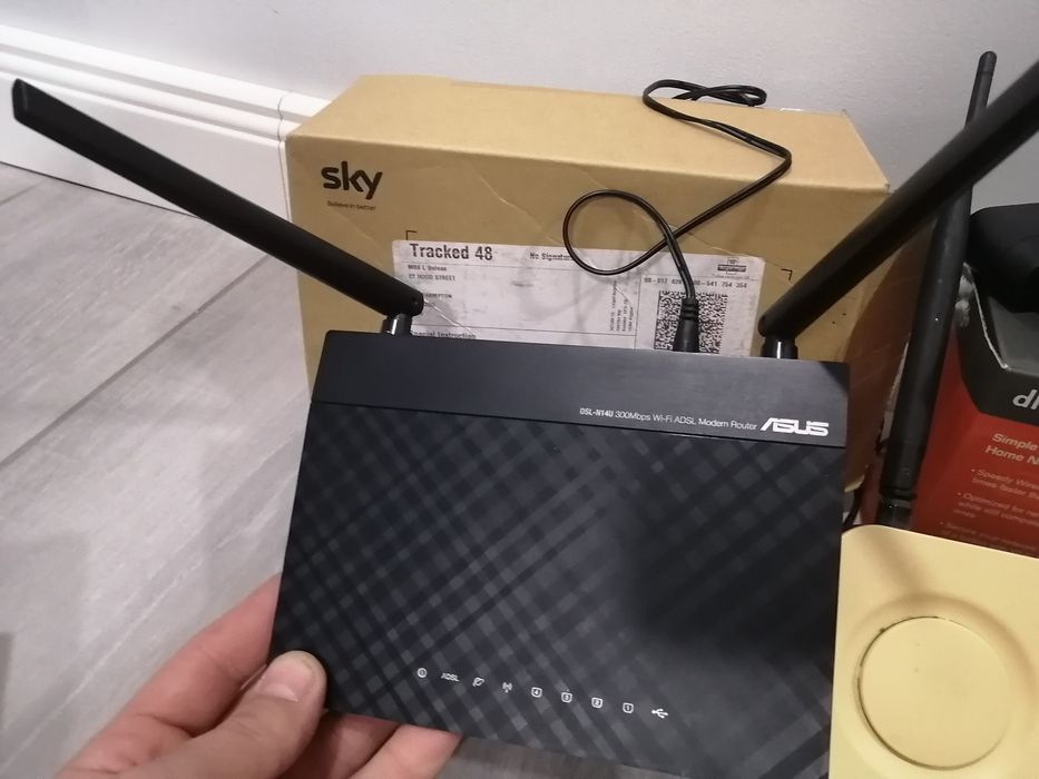 Router, Interfețe GPS Simado GFX11, router, talk talk, dlingo, sky