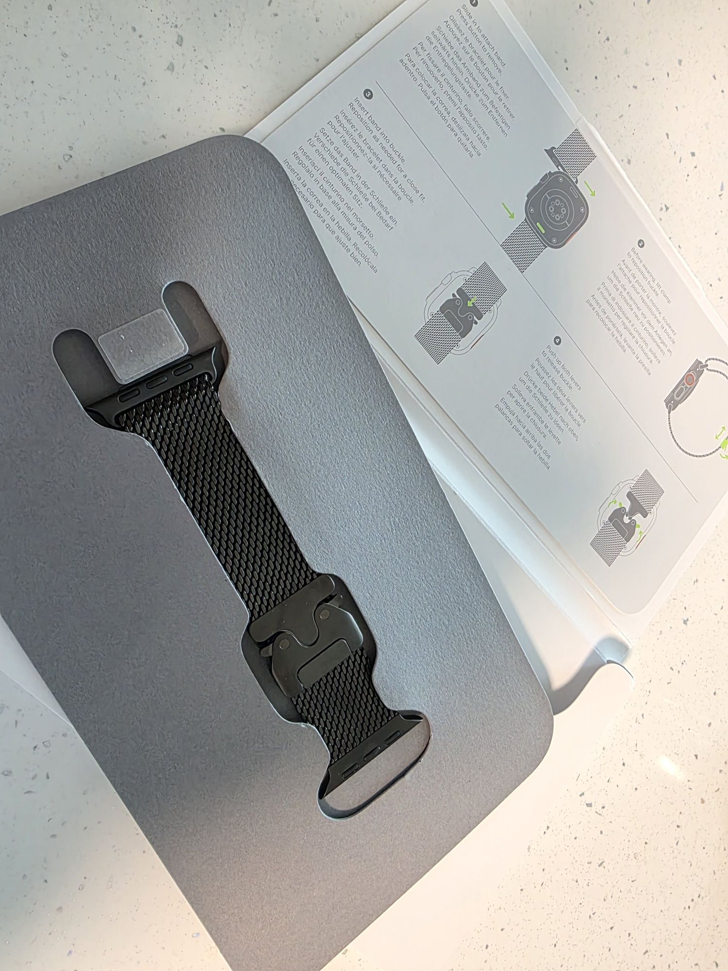 Титаниева каишка за Apple watch Ultra 2