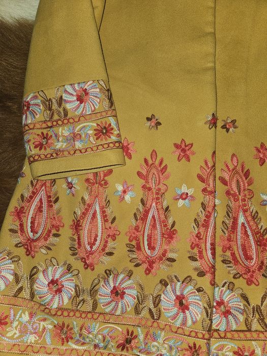 Vand palton brodat cașmir Xl