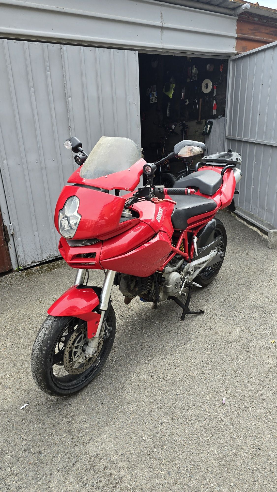 Ducati Multistrada 620i