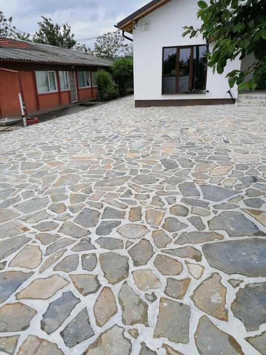 Piatra naturala de munte pentru pavaj.