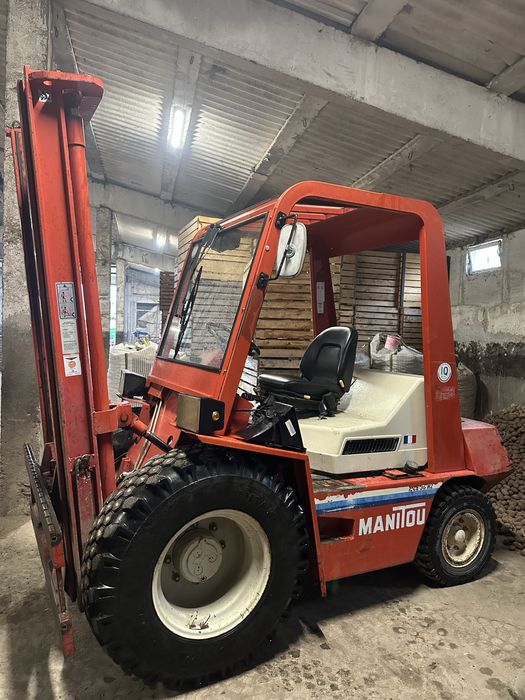 Stivuitor Manitou MCE 30 HZ