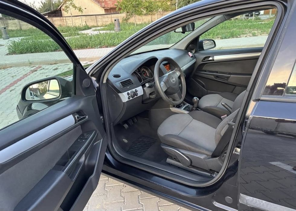 Vând urgent Opel astra H 2006