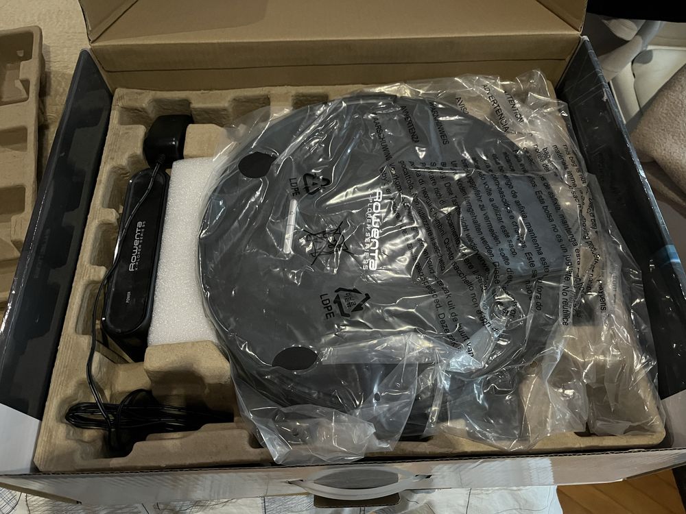 Робот прахосмукачка Rowenta X-PLORER RR7975