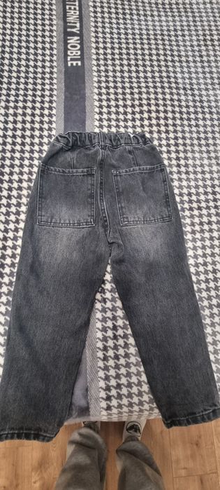 Джинсы Zara 5-6 лет