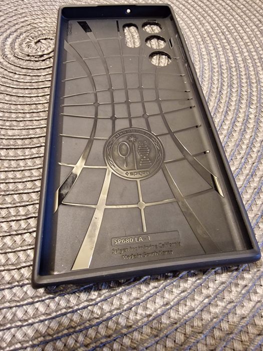 Husa Samsung Galaxy S22 Ultra 5G - SPIGEN Liquid Air Black