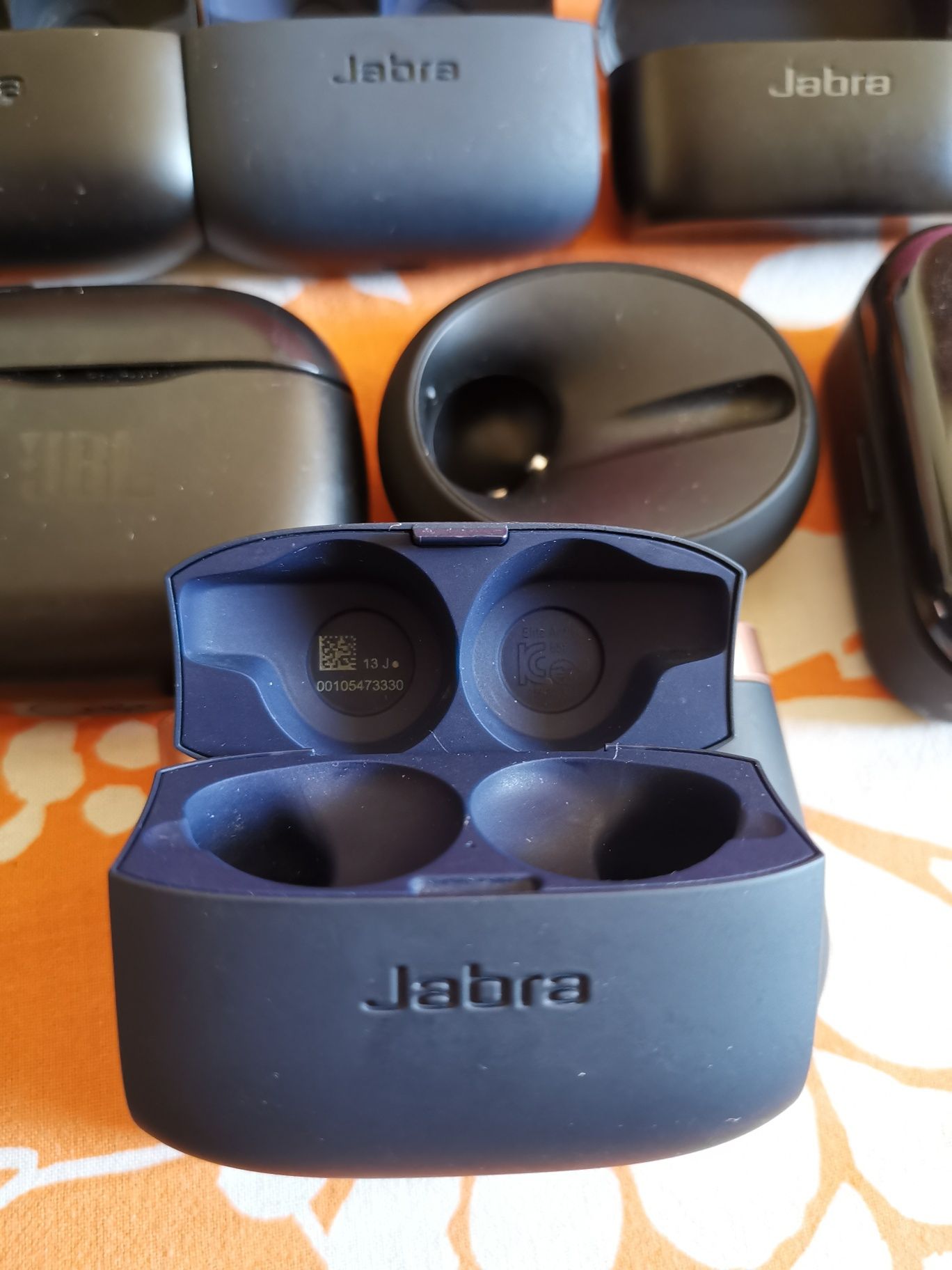 Jabra Bose JBL Beats- casete de incarcare pt casti