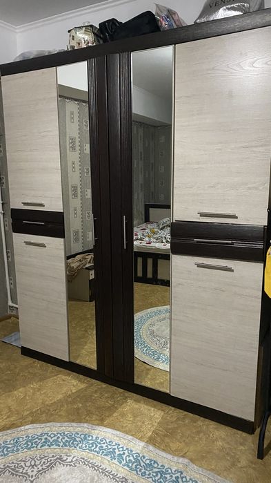 продам спальный гарнитур