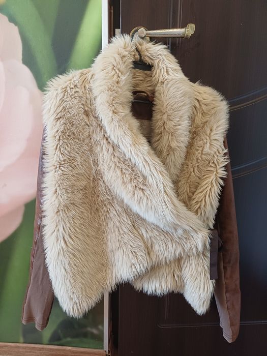 Късо пухено палто от естествена кожа