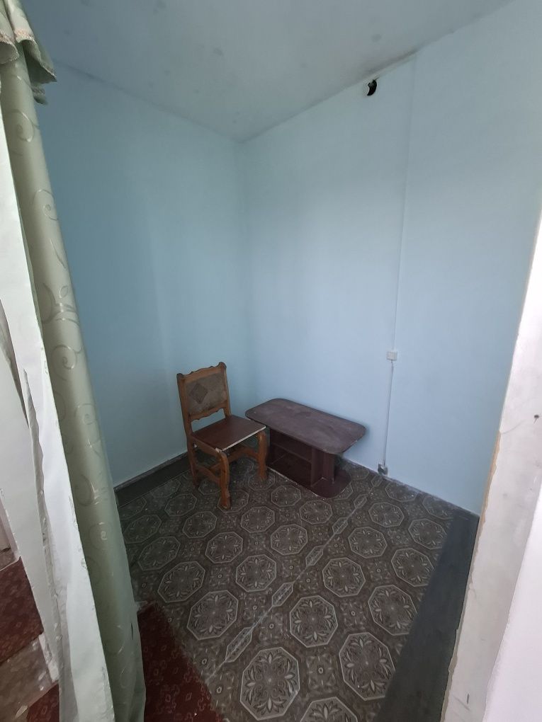 Arenda kvartira Yashnabod T Kadishva bozor oldida 1xona 2xona qilingan