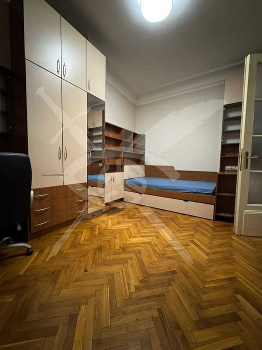 Дава се под наем Четиристаен апартамент в София, Център - 105 кв.м за 1000 € - Снимка #10