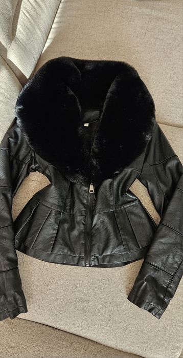 Geacă / jachetă superbă din piele ecologică și îmblănită