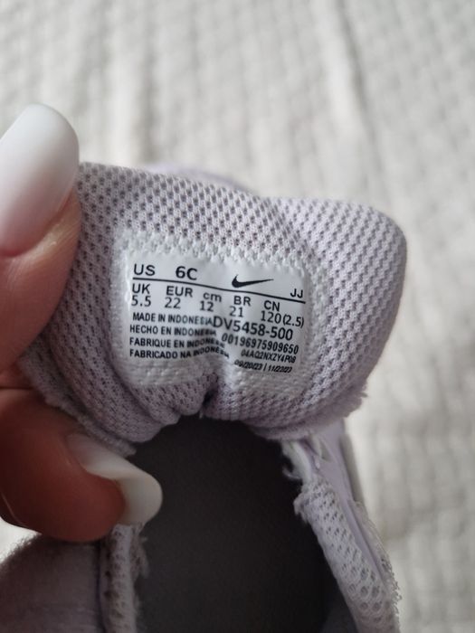 Adidasi Nike Fete lila