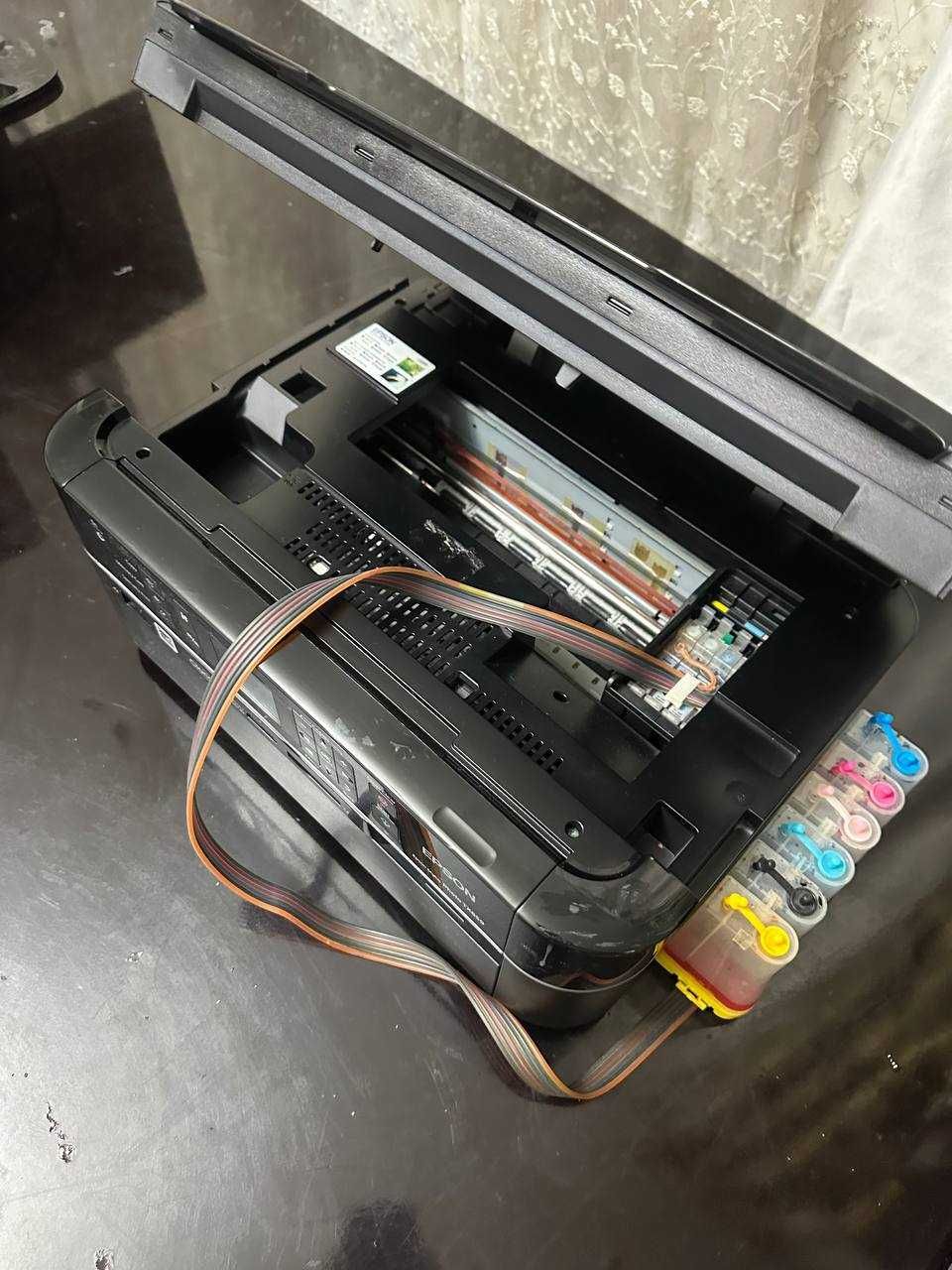 Epson Tx 659 Printer 6 Ta Rangli yaxshi ishlidi aybi yoʻq Srochno