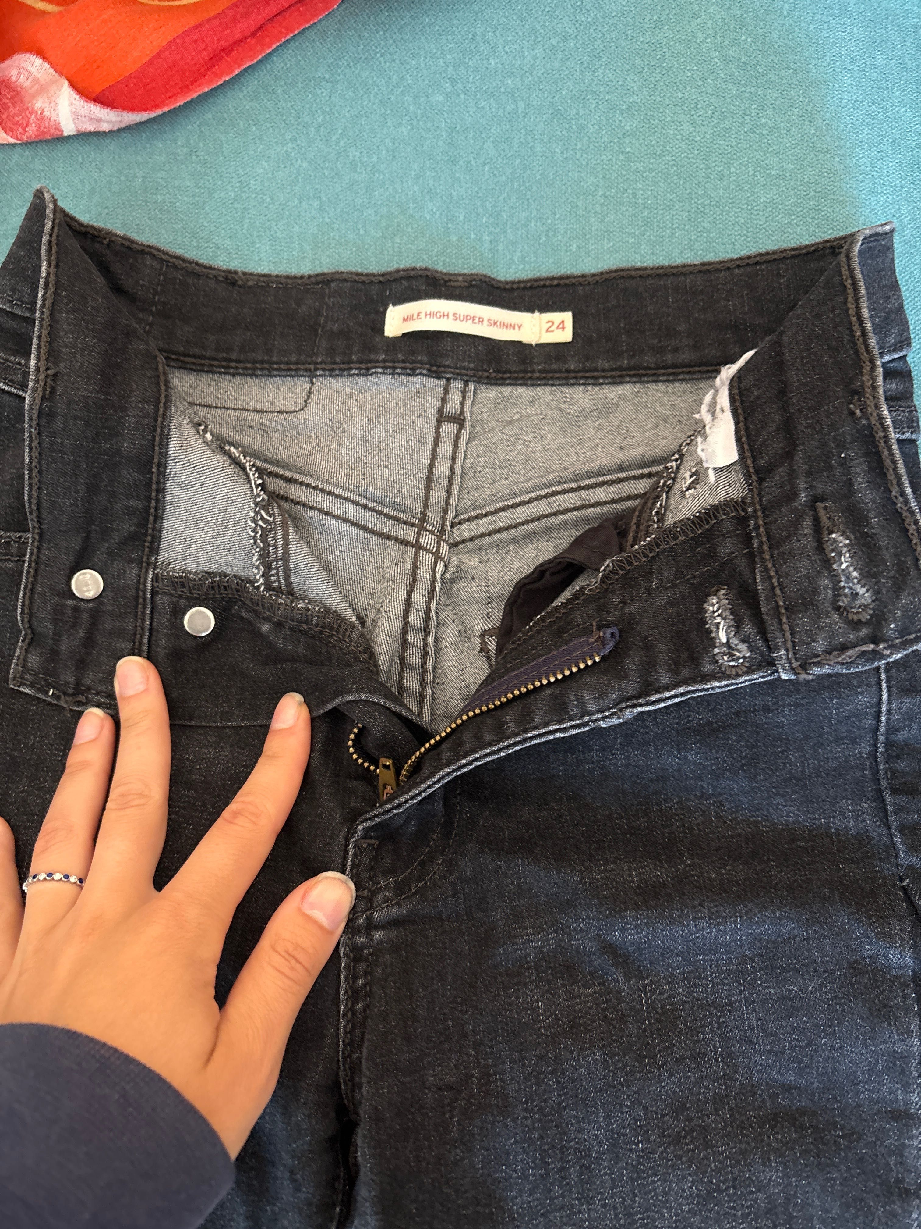 Levis дамски дънки сини и черни