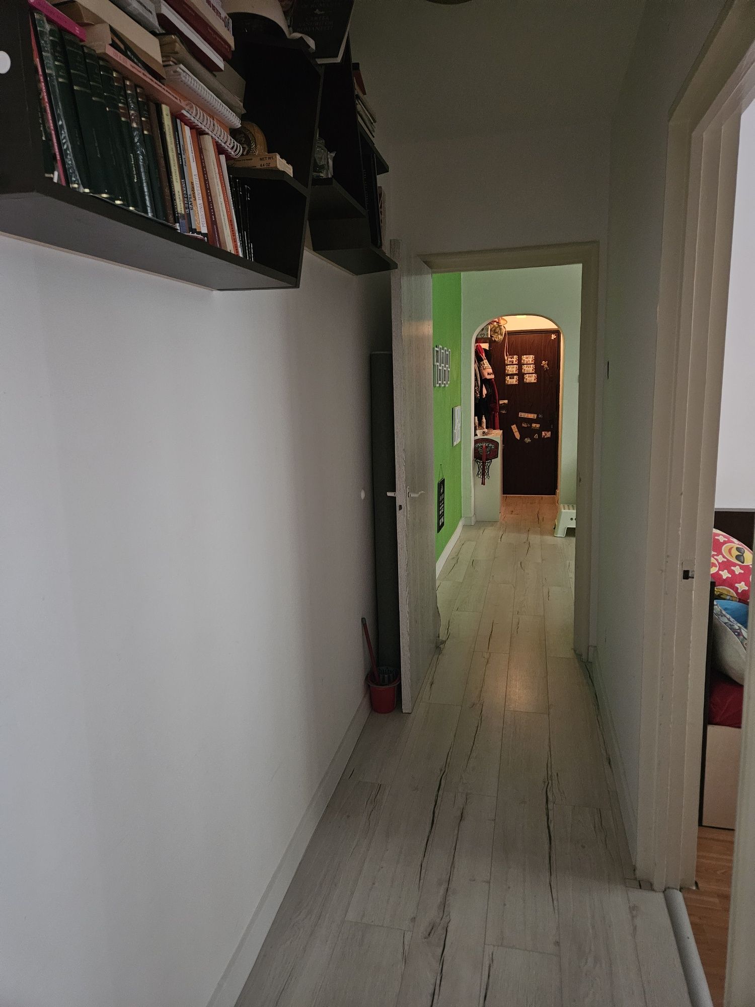 Vânzare apartament 3 camere (2 bai) Drumul Taberei