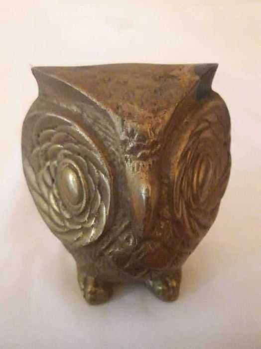 Bufnita din bronz