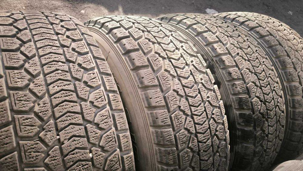 Зимние шины Dunlop 275/65 R17 Toyota Landcruiser 200 Prado 120/150