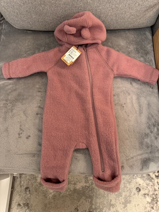 Salopeta bebe  lana merinos cu manusi si botosei
