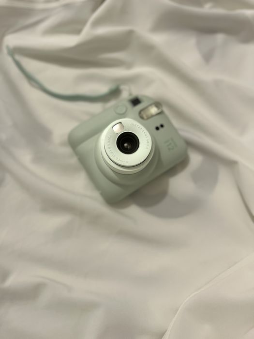 Instax mini 12 инстакс
