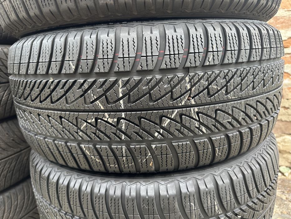 Anvelope iarna M+S 225 50 17 Goodyear Ultragrip 8