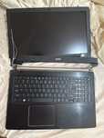 Laptop- pentru piese