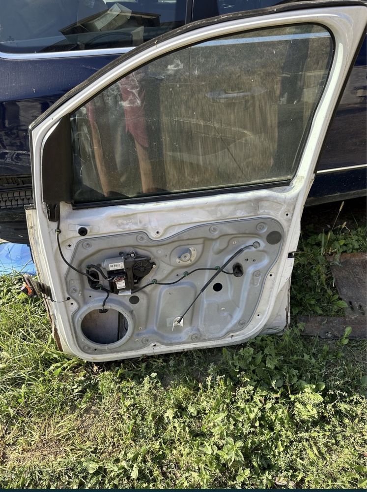 Uși/Ușă/Portiere /  vw caddy 2007