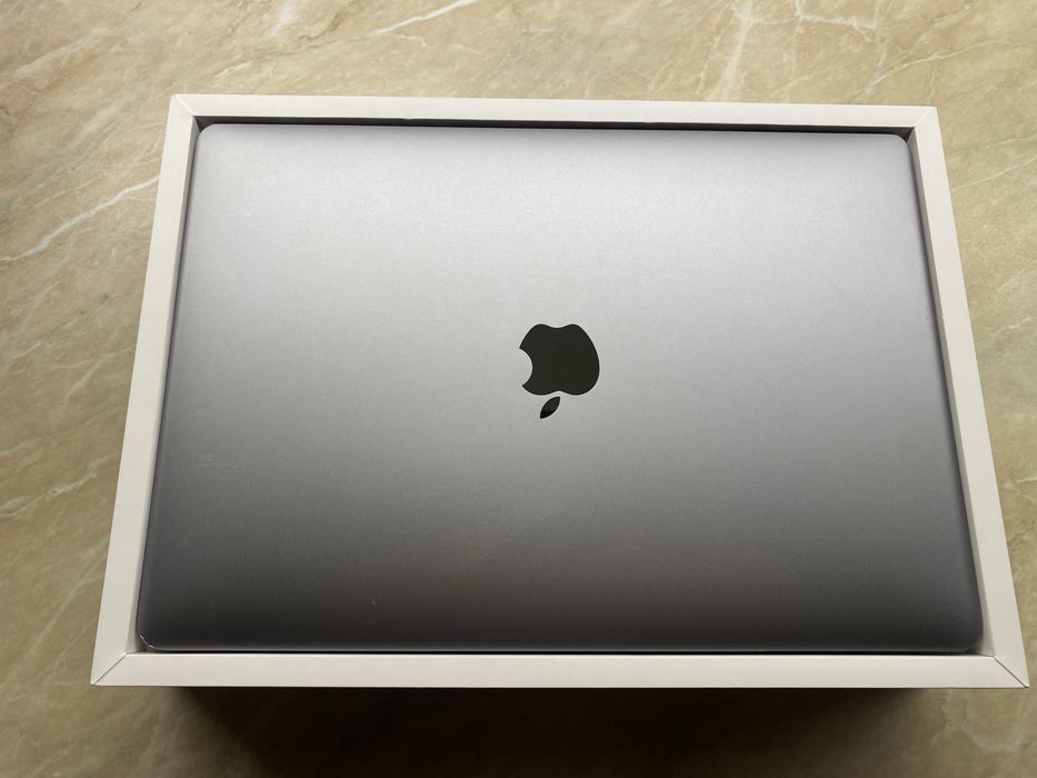 Macbook Pro 13 2020 16Ram 512SSD