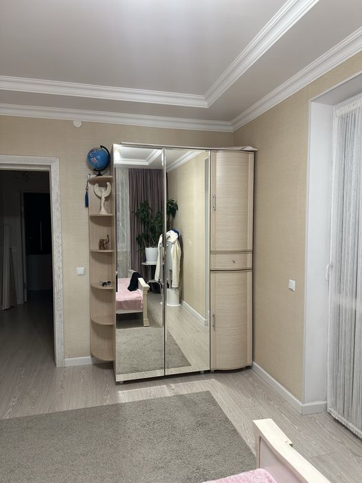 Продам шифоньер фабричного  производства