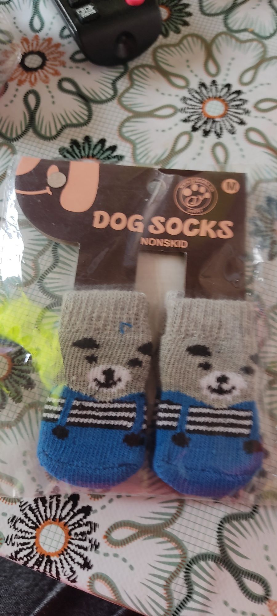 чорапки за куче дребна порода