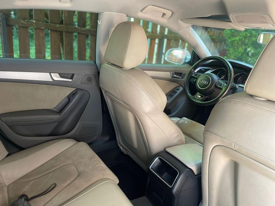 Audi a5 usor avariat