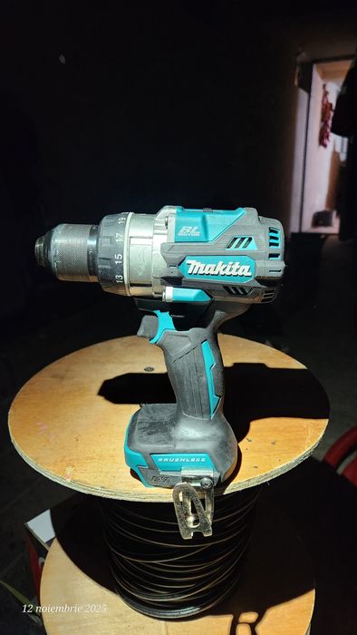 Filetanta+incarcator+lanterna+acumulator
-Filetanta are aproximativ 2