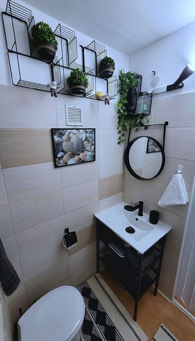 Proprietar,vând garsoniera,zona Buziasului.