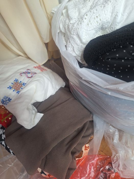 Отдам Бесплатно женские