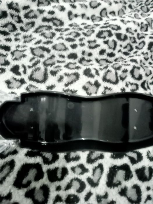 Продам чехол для очков плавания есть слив воды  хорошом состайане