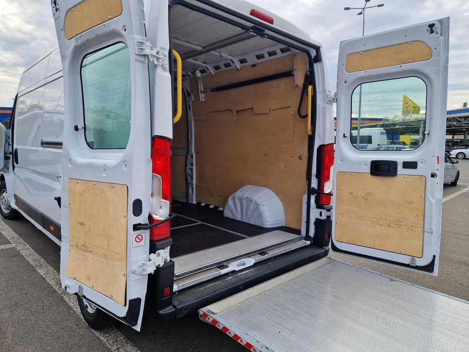 Fiat Ducato Van 13mc cu Lift - 2 ani garantie