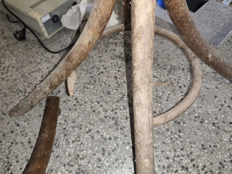 Дървена закачалка за дрехи два броя