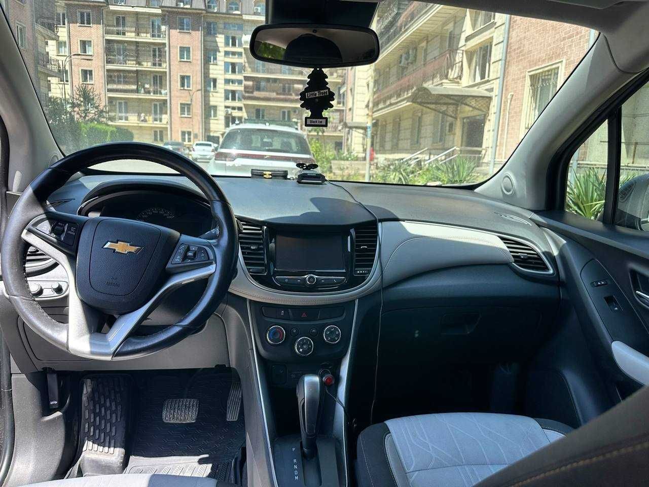 Tracker, Chevrolet tracker, Tracker 1 (3-я позиция)