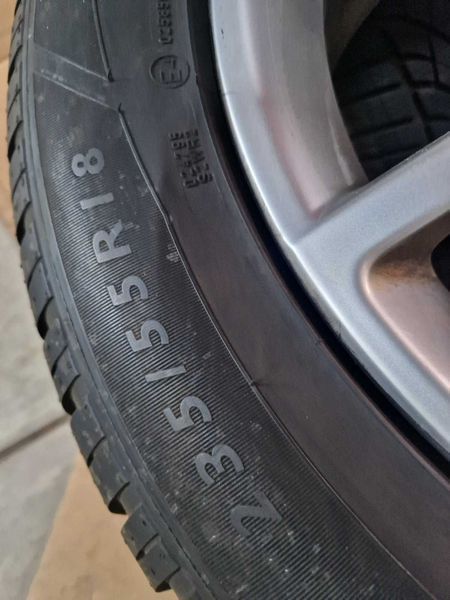 4 броя Dunlop R18 235/55/ 
зимни гуми 
DOT1121